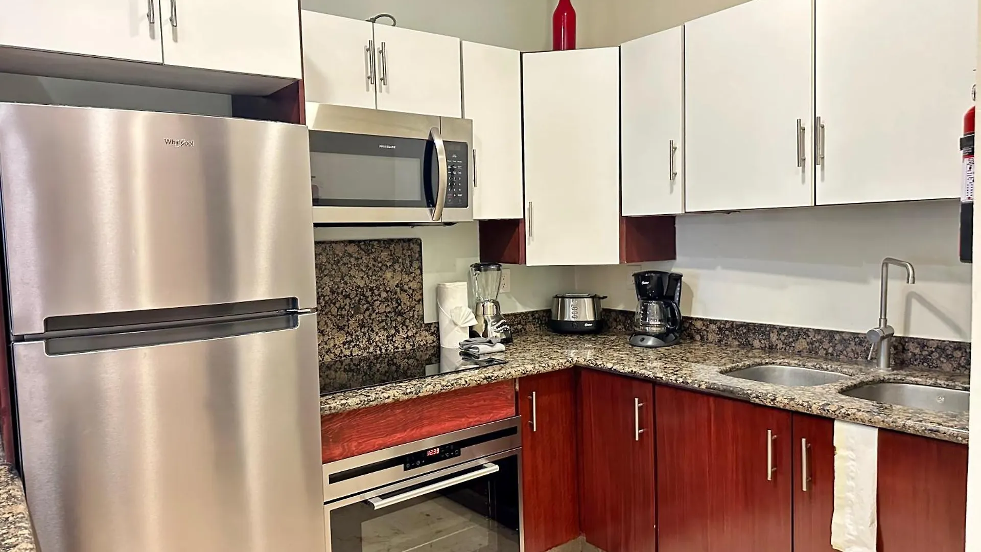 公寓 El Faro 103 Surf Ground Floor 2 Bedroom Apt Pool View 普拉亚卡门